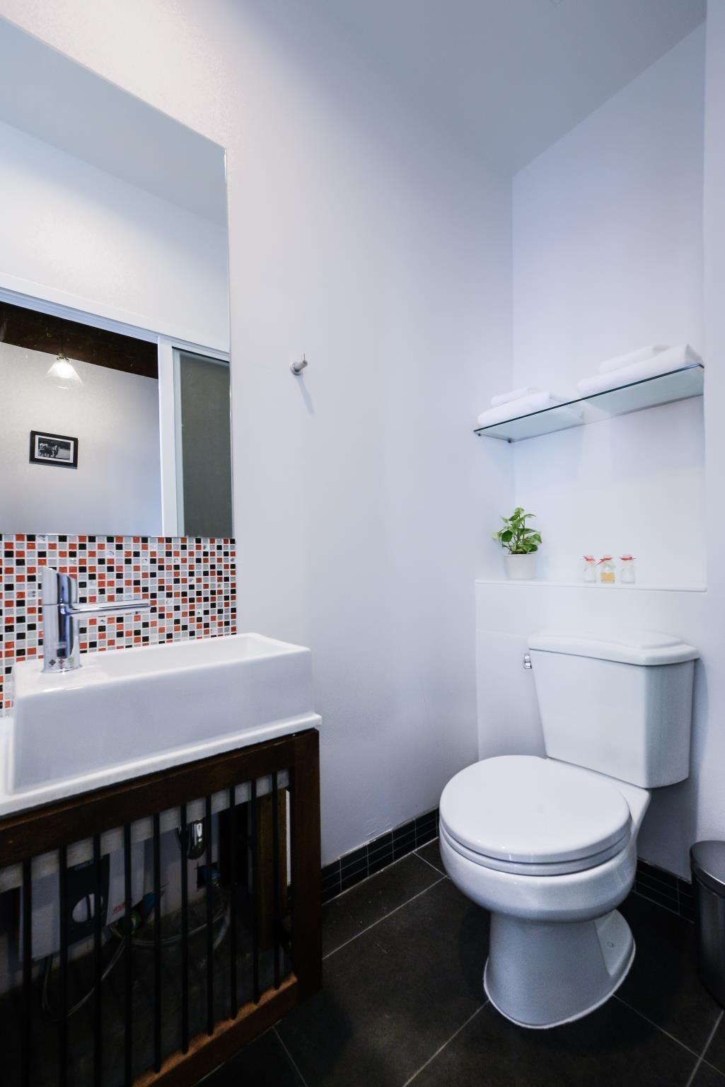 Neighbor Phuthon Deluxe King 3