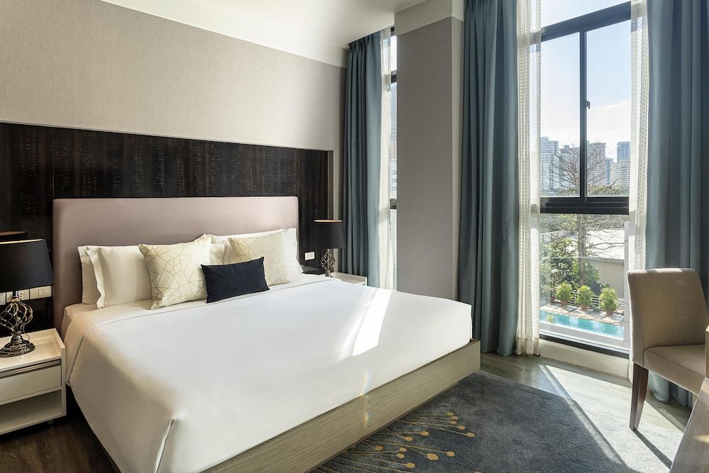 undefined Metropolis Suites Bangkok, Tapestry Collection by Hilton 3