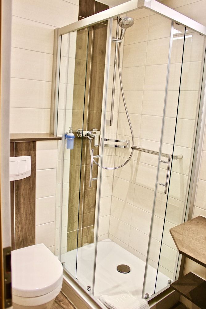 Gasthof Hotel zum Schwarzen Bären Comfort Double Room, Non Smoking 9