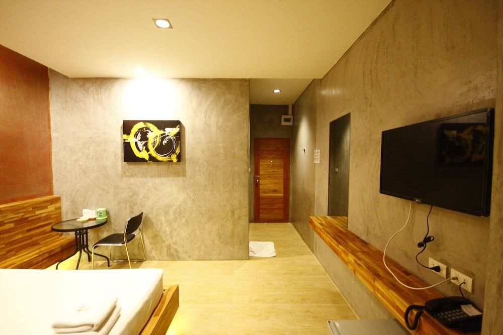 Suanmaithara Resort Standard Room 8
