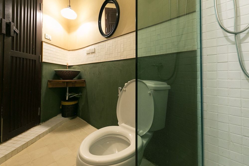 103 - Bed and Brews Standard Suite 5