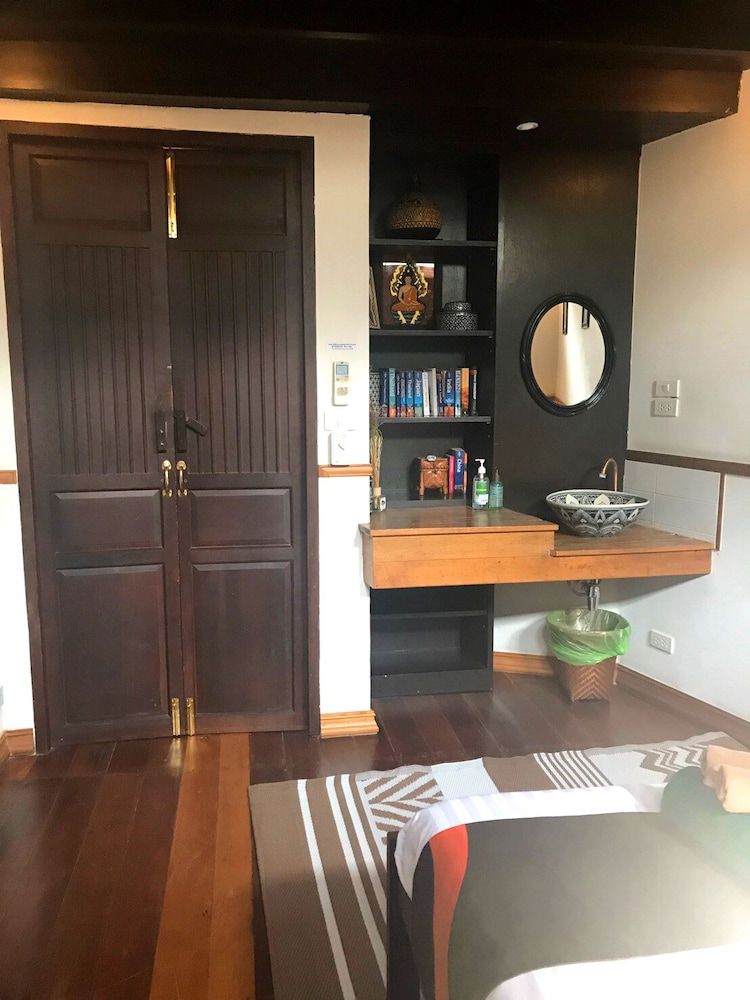 103 - Bed and Brews Deluxe Double Room, Balcony 15