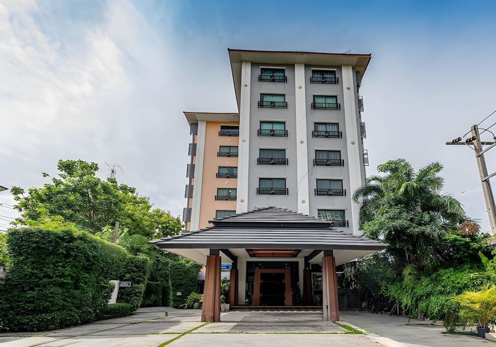undefined The Wing Design Hotel