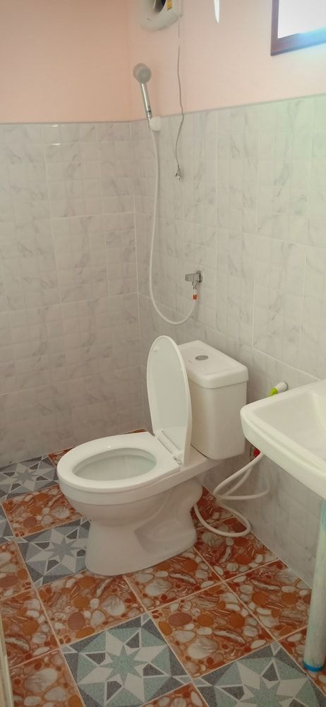 Suansuppachok Inn Romantic Single Room 5