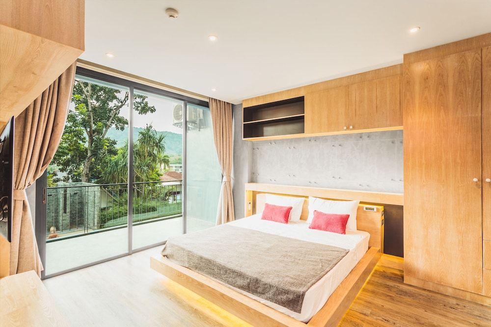 Condo, 2 Bedrooms