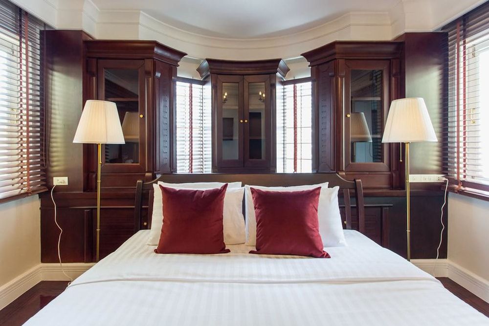 The Lek Aree Deluxe Room, 1 King Bed