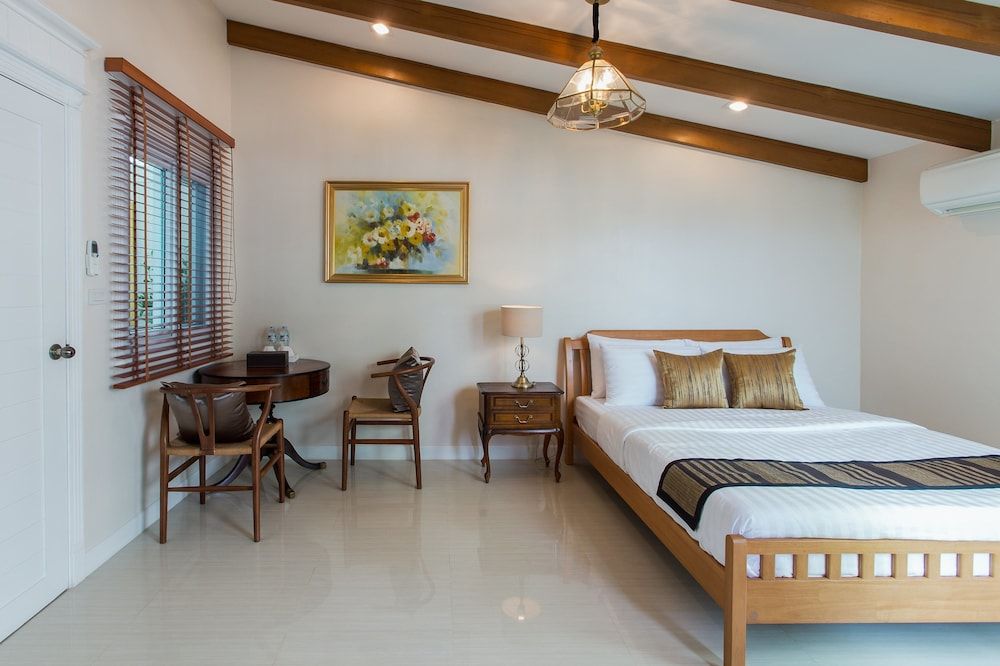 undefined The Lek Aree 8