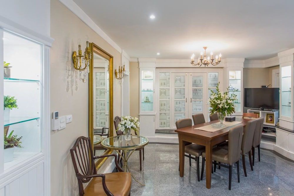 undefined The Lek Aree 5