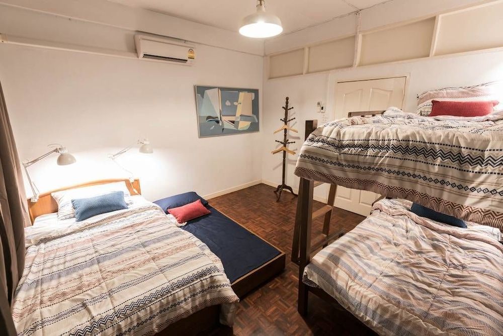 undefined Vacation Townhome near BTS Ekamai 9