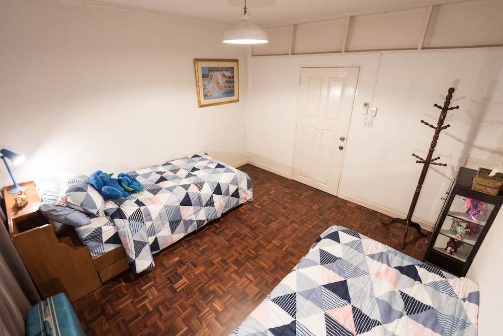 Vacation Townhome near BTS Ekamai 4-Bedroom House 12