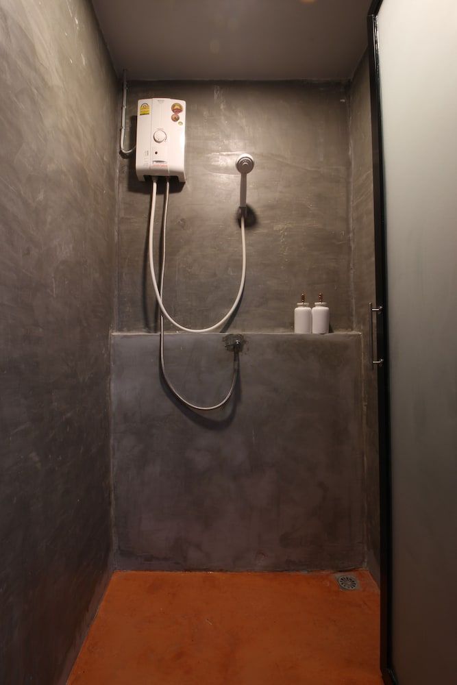 undefined Urbanite Hostel 6