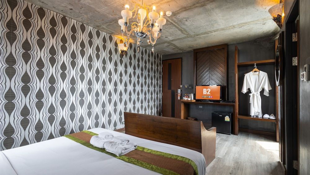 undefined B2 Nimman Premier Hotel 5