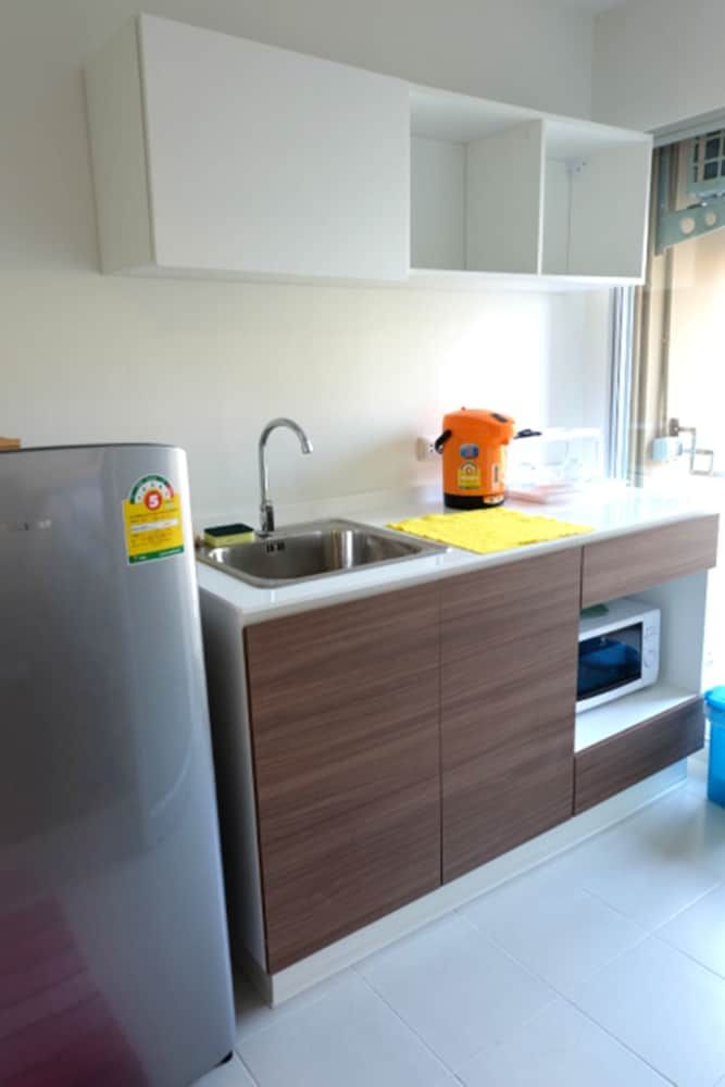 Kitchenette