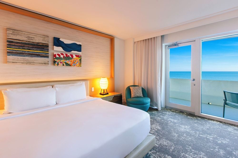 Eden Roc Miami Beach Ocean View King 2