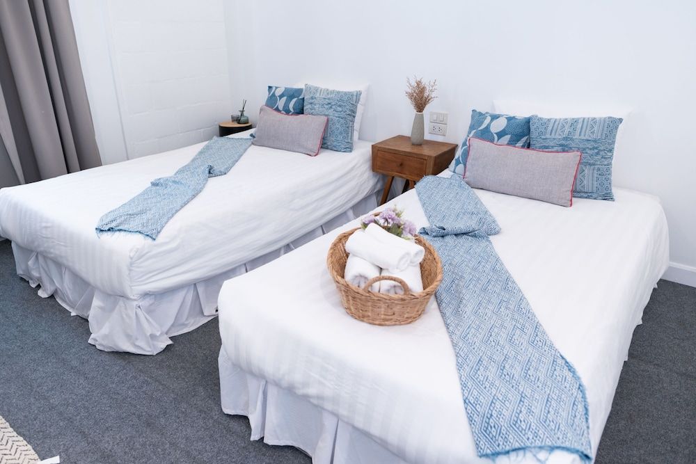 Oon Poshtel Exclusive Twin Room 2