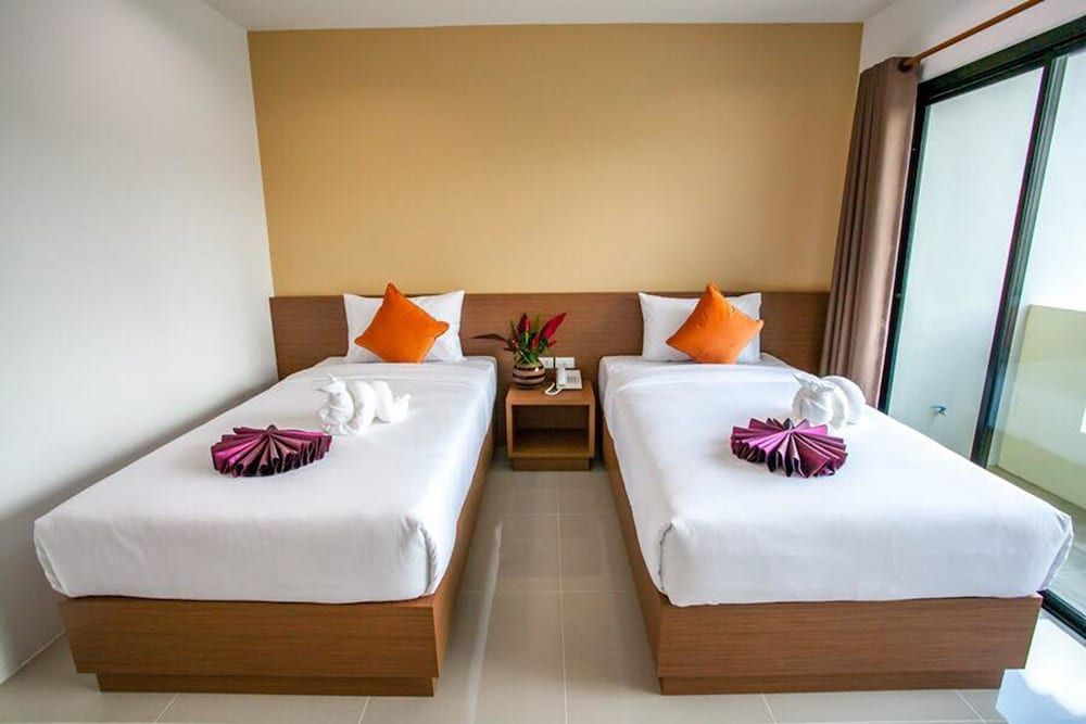 Wanarom Residence Hotel Standard Twin Room 2