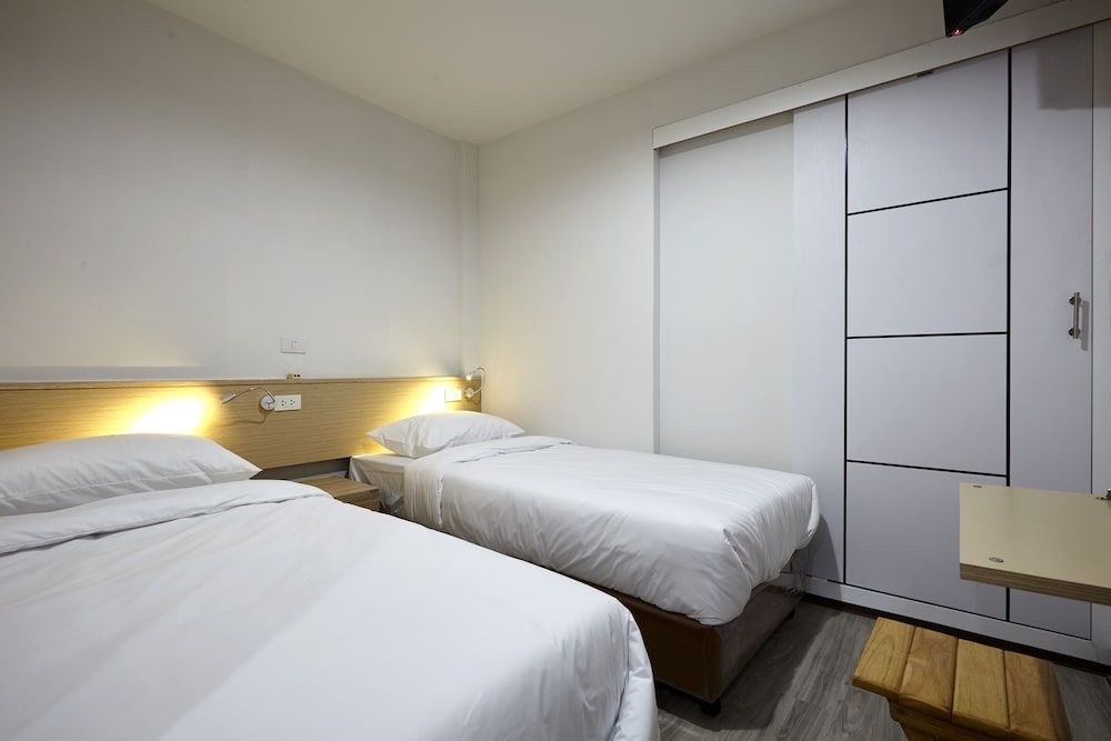 Economy Twin Room