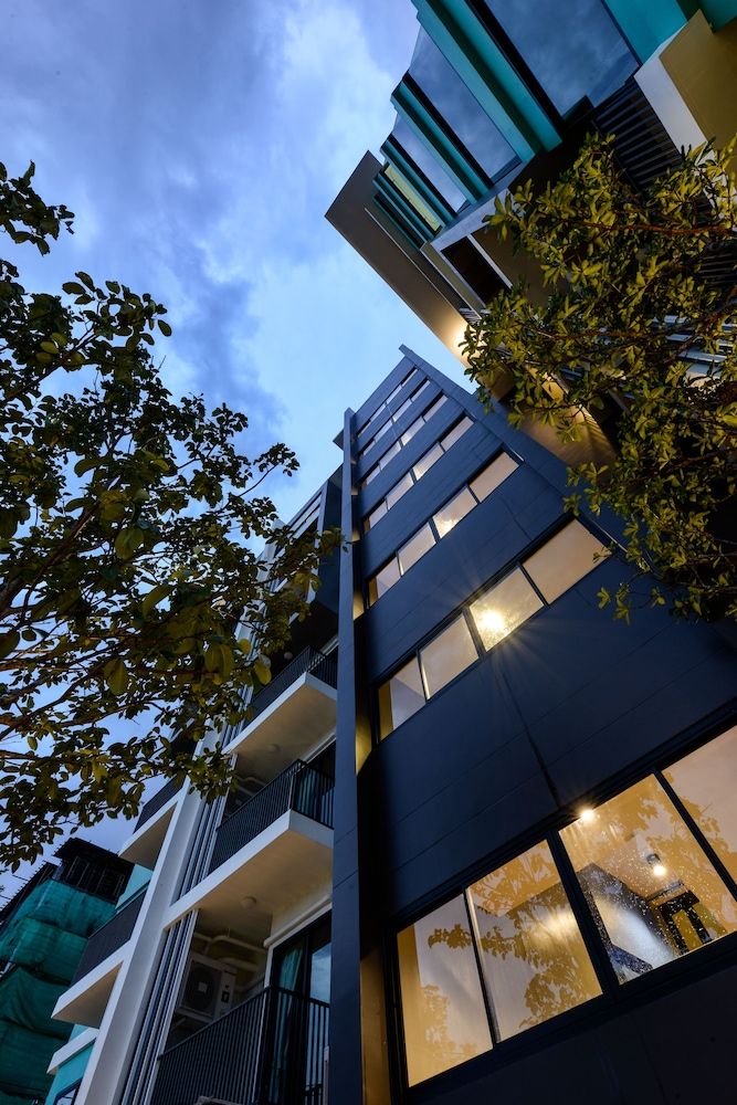 undefined SiRi Ratchada Bangkok 7