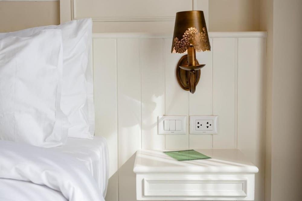 Siam Tharadol Premier Room, 1 King Bed 5