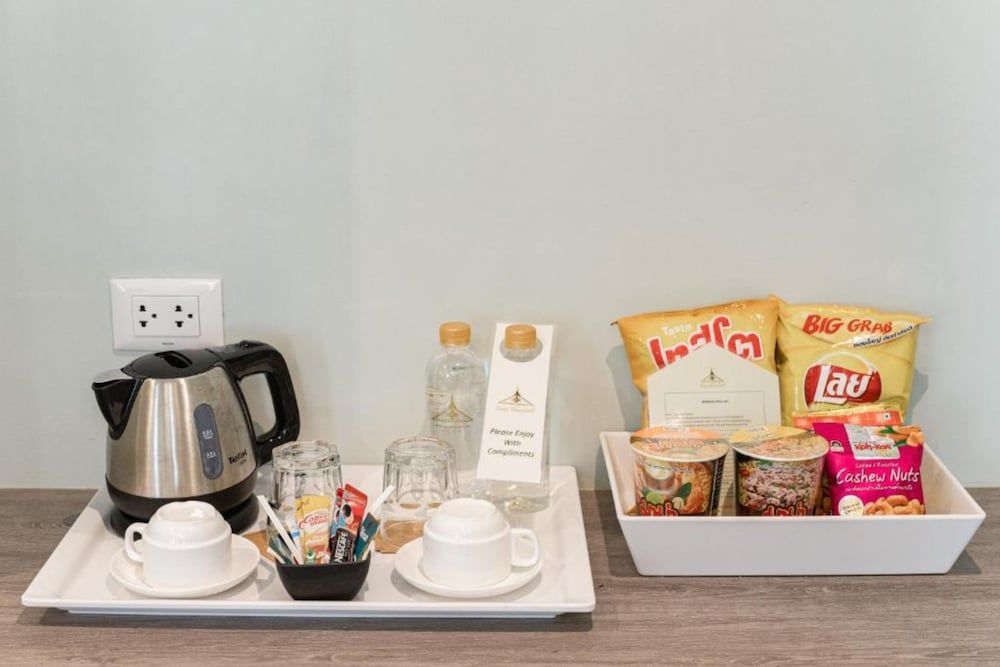 Siam Tharadol Premier Room, 1 King Bed 14