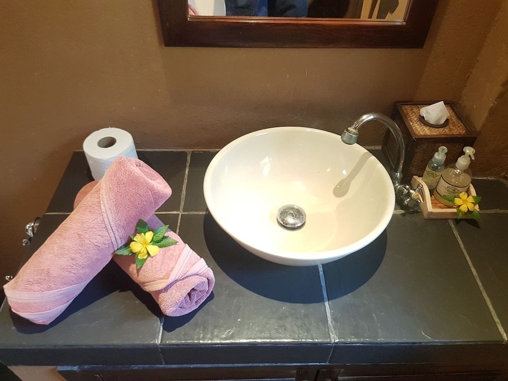 undefined Melina's Beach Front Bungalow 10