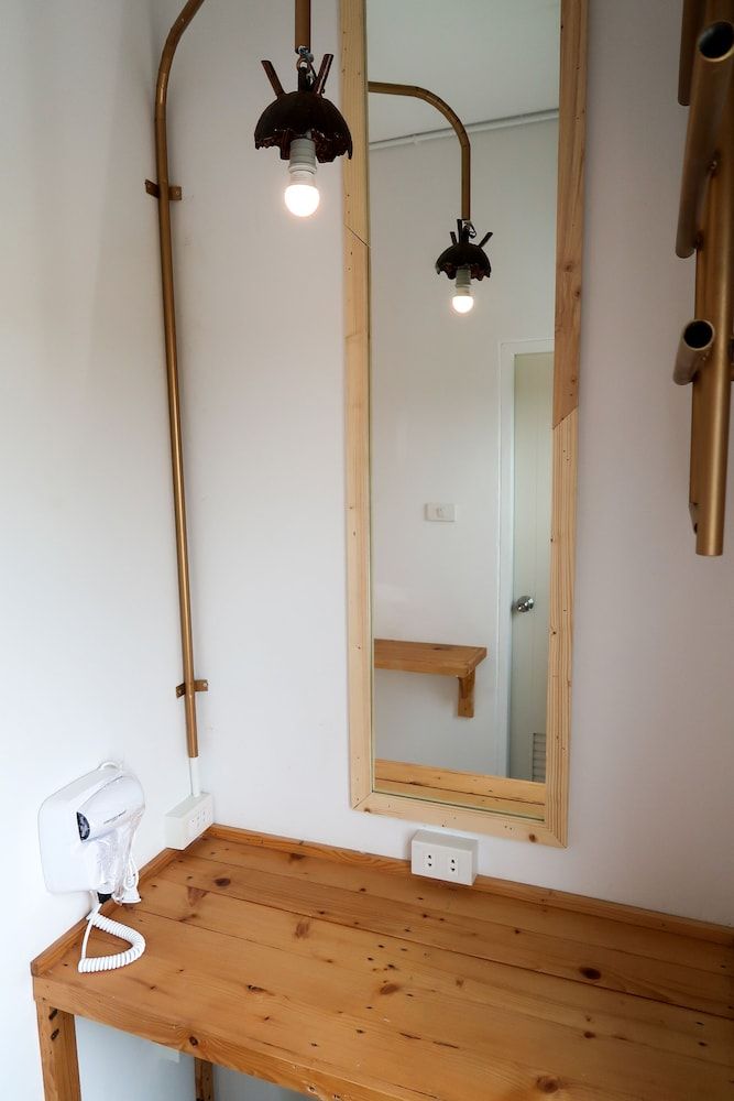 Baan URT Suratthani Airport Hotel Double Room, Balcony 8