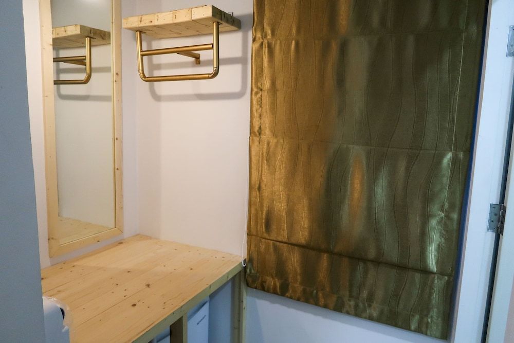 Baan URT Suratthani Airport Hotel Double Room, Balcony 11