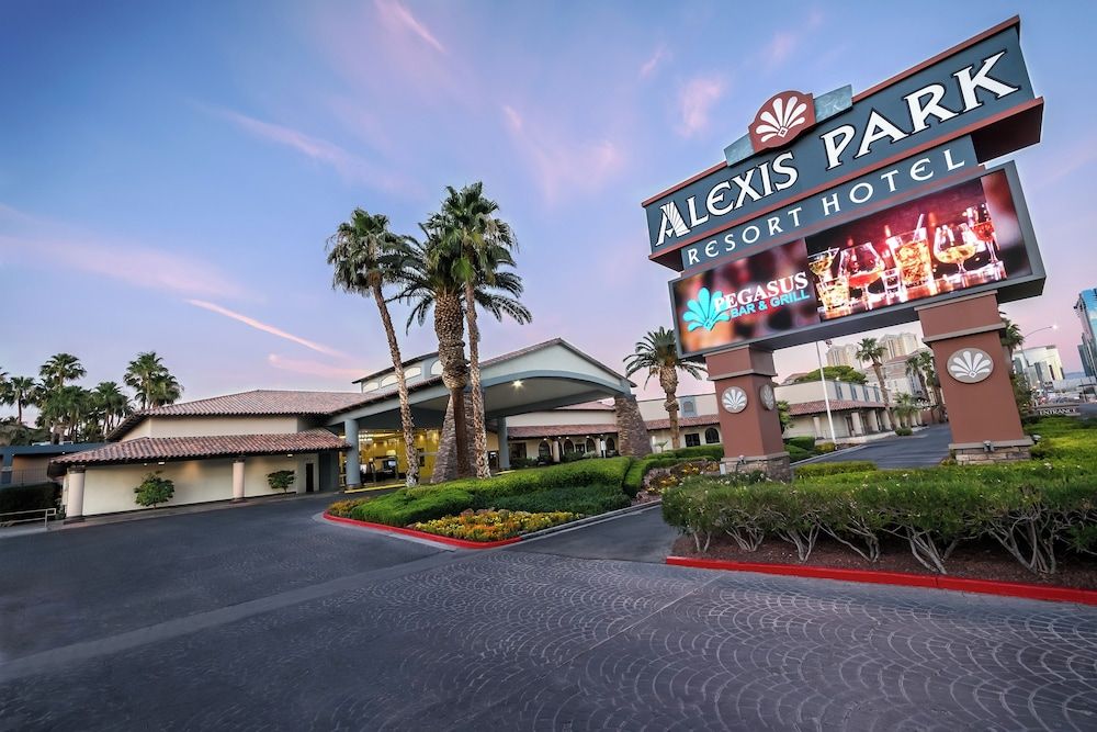 undefined Alexis Park All Suite Resort 3