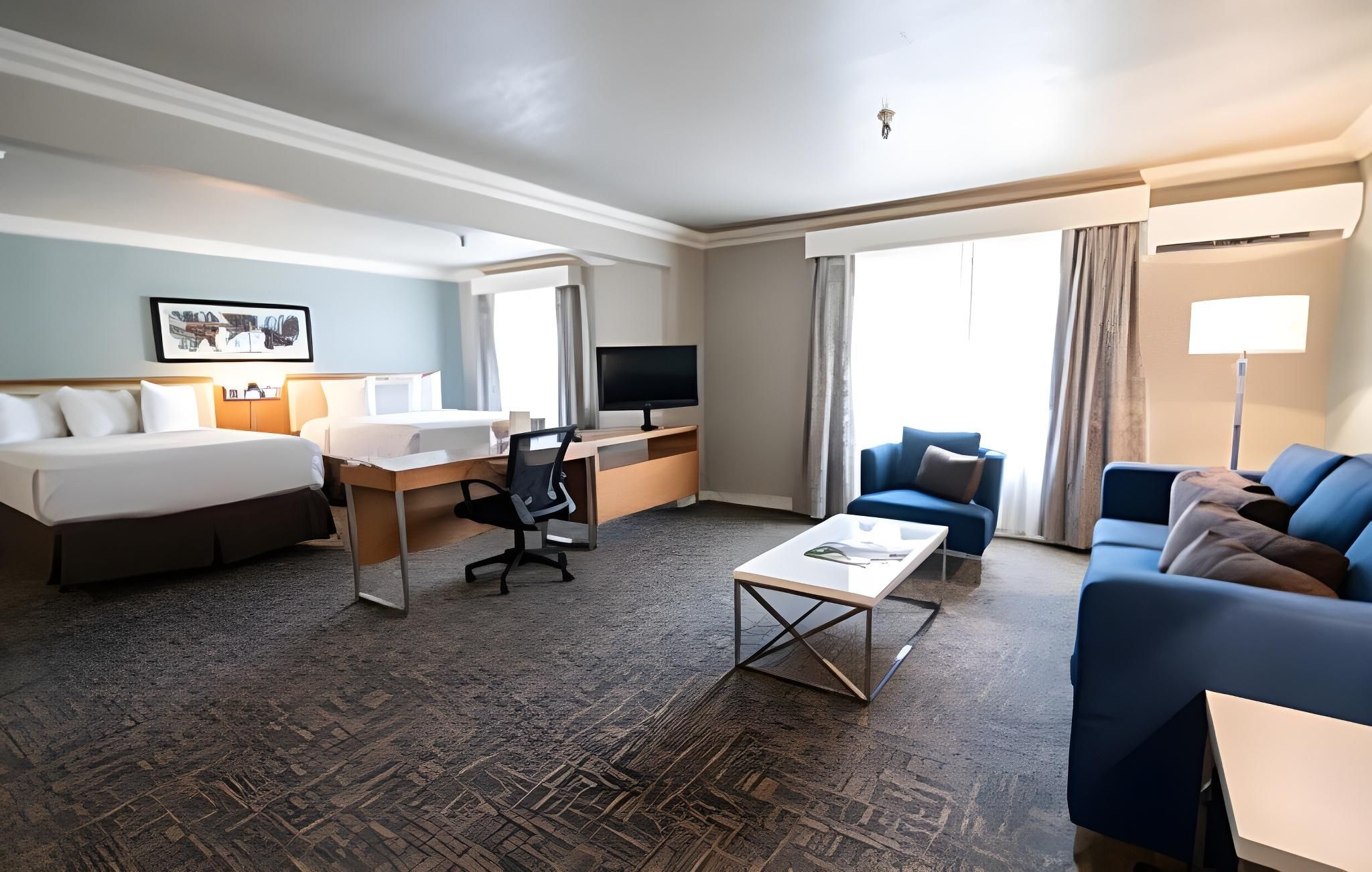 Monarch Double Double Suite