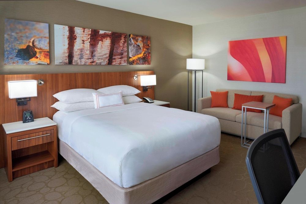 undefined Delta Hotels by Marriott Toronto Airport & Conference Centre 3