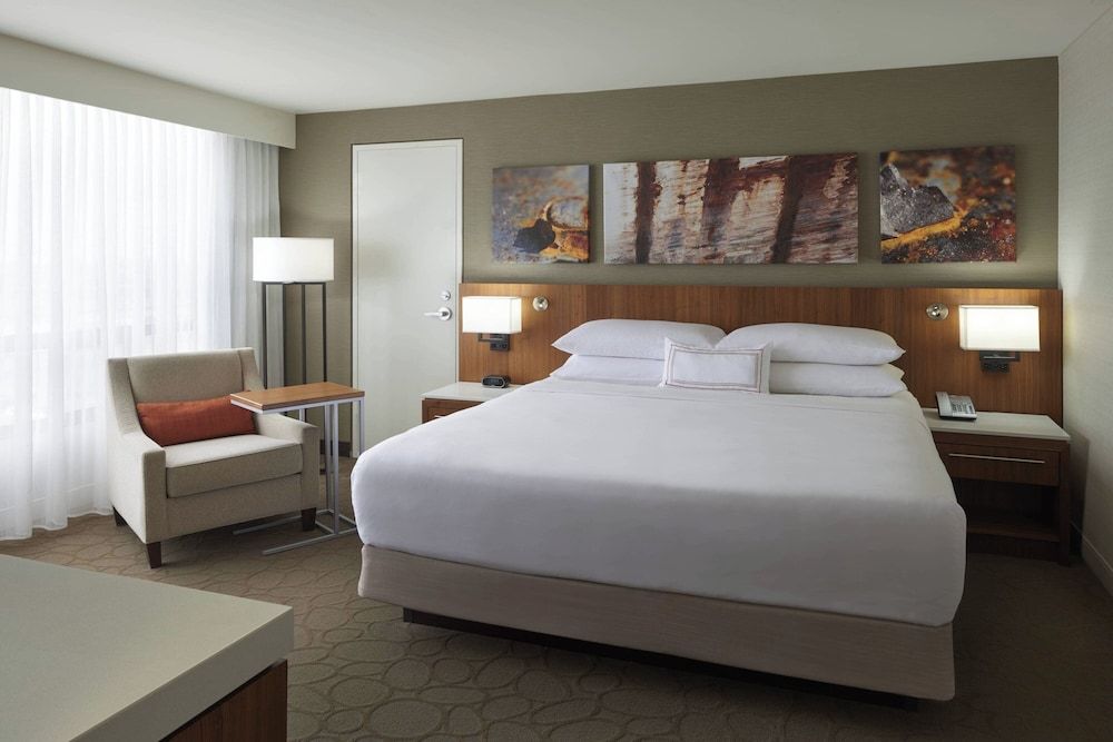 undefined Delta Hotels by Marriott Toronto Airport & Conference Centre 9