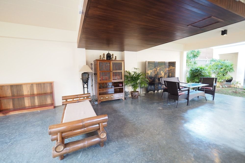 Chanapha Residence Standard Room, Balcony, Garden View 6