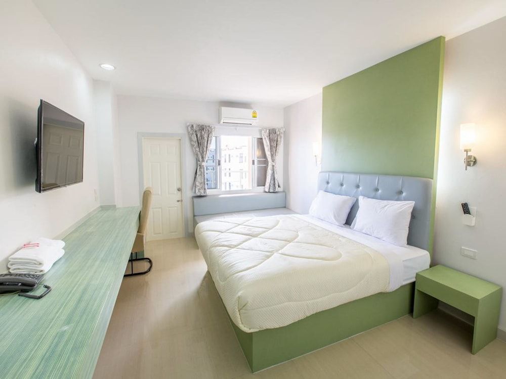 P.A. Thani Hotel Standard Double Room 2