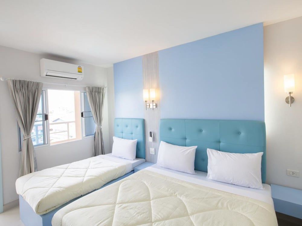 P.A. Thani Hotel Standard Triple Room