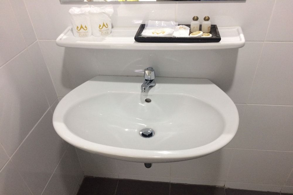 Baan Thai Boutique Deluxe Room, 1 King Bed 12