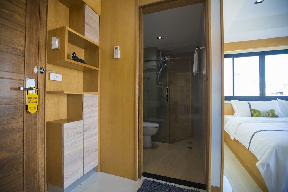 Sillemon Garden Hotel Deluxe Room 2