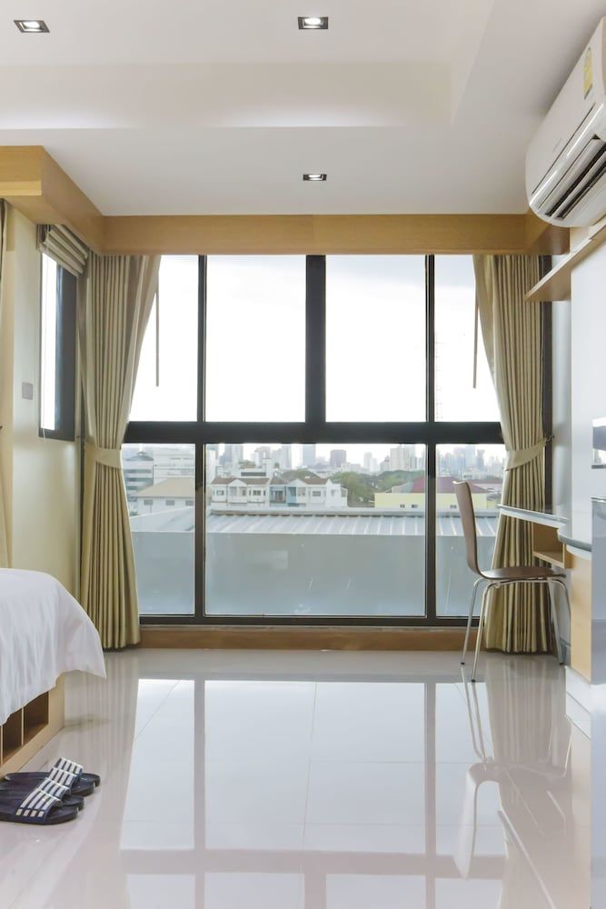 Sillemon Garden Hotel Deluxe Room 8