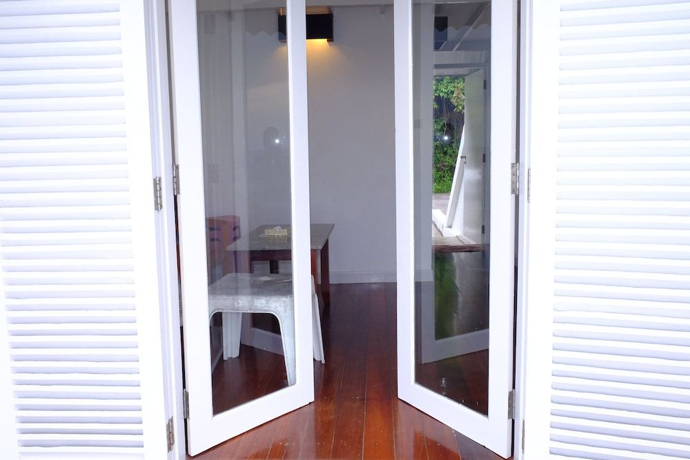 Wangkaew Resort Twin Cottage with Sea View 5