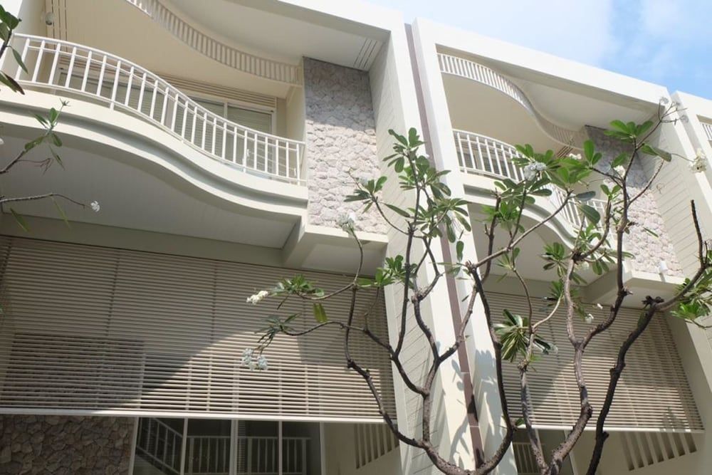 undefined Baan Sea Talay 9