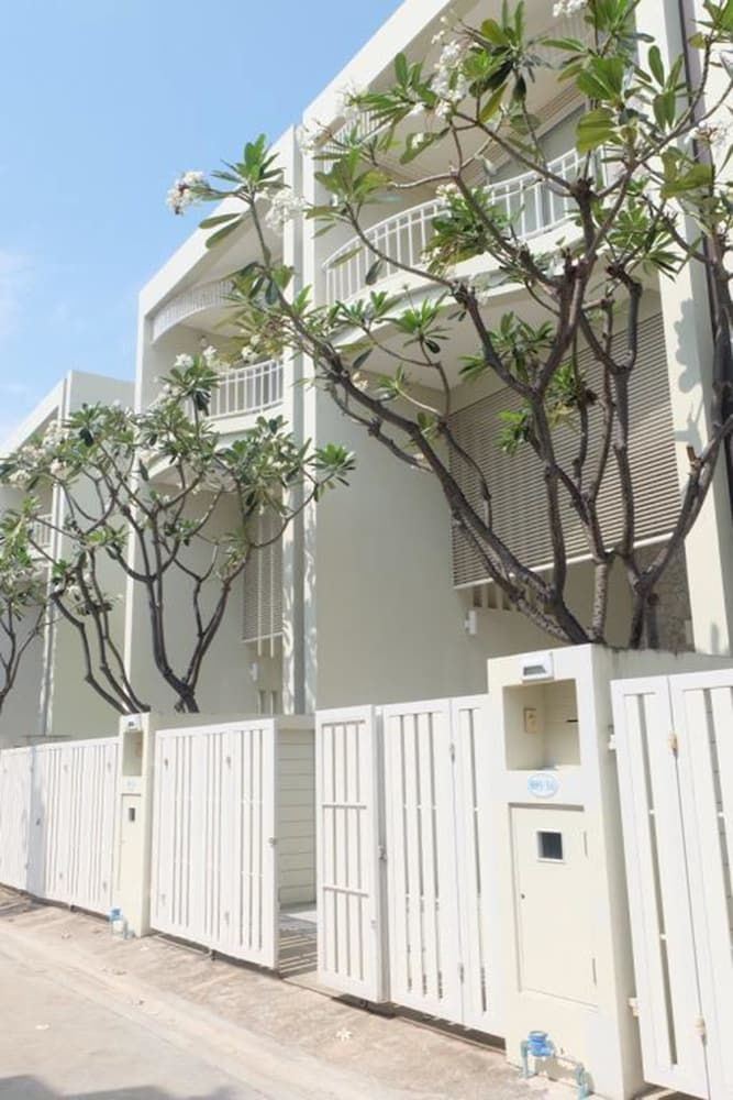 undefined Baan Sea Talay 6