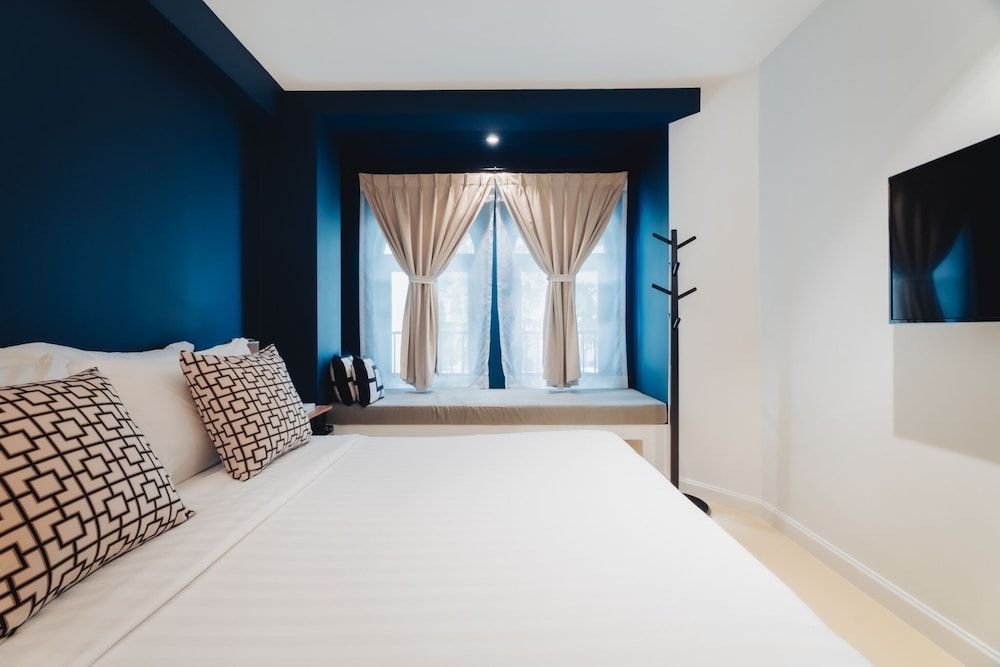undefined Xinlor House 6