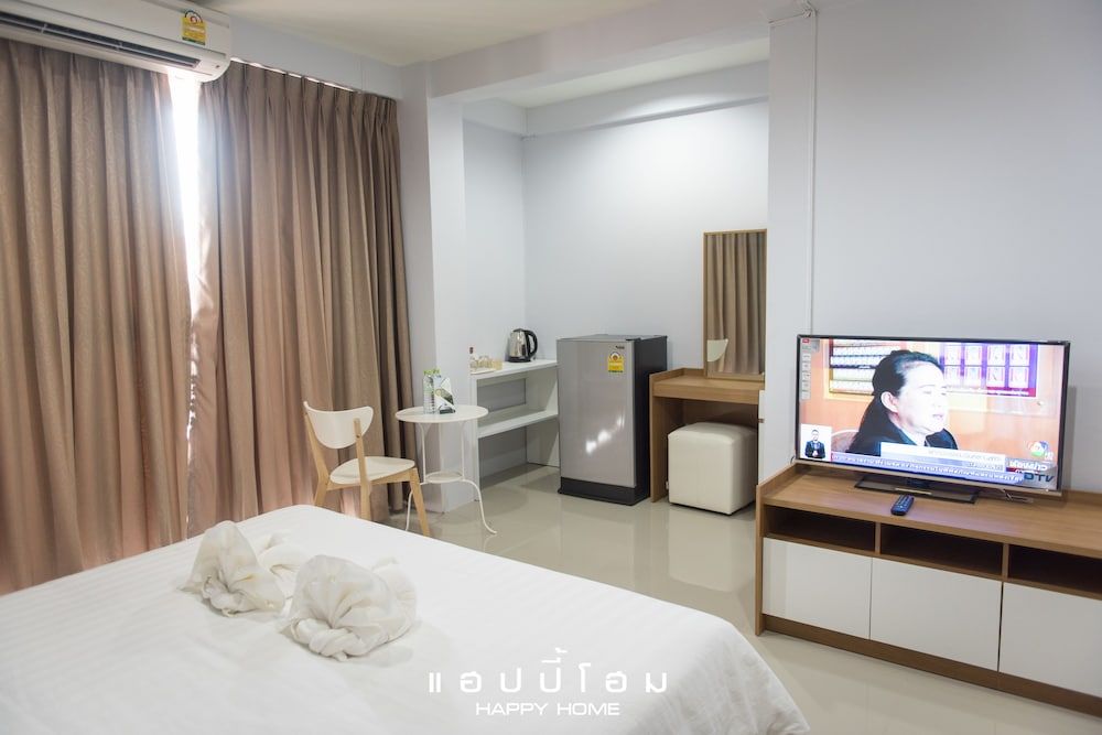 Happy Home Deluxe Room 5