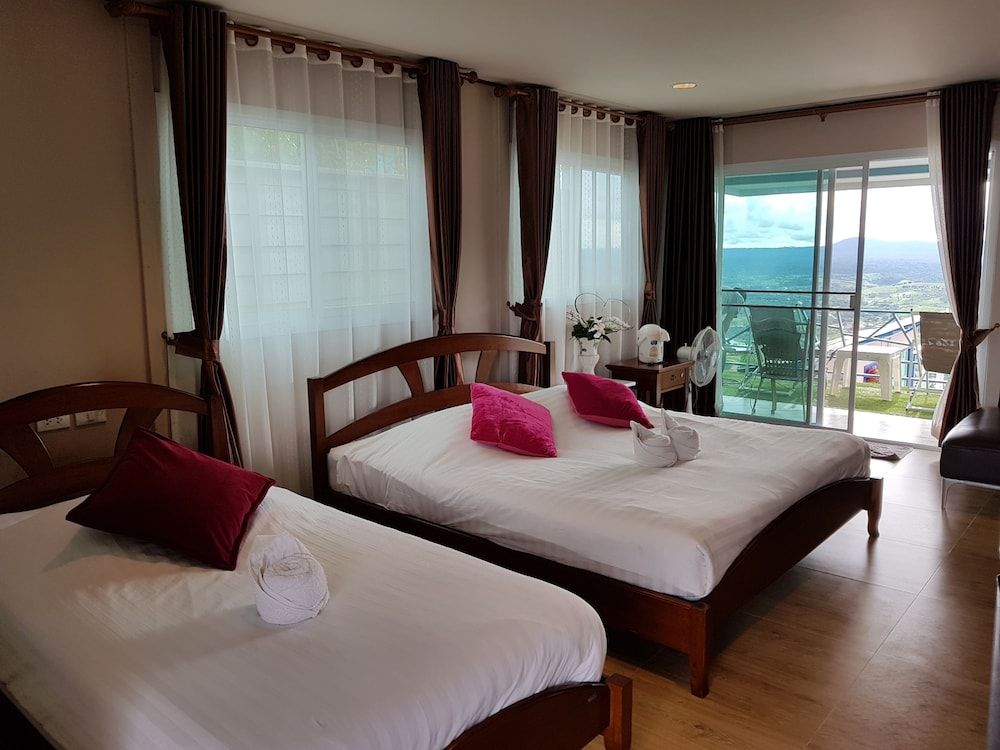 Deluxe Double Room, Non Smoking, Mountain View