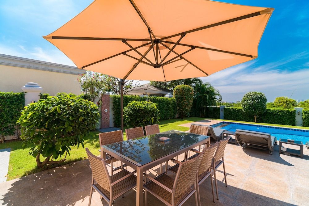 undefined Luxury Pool Villa 604 9