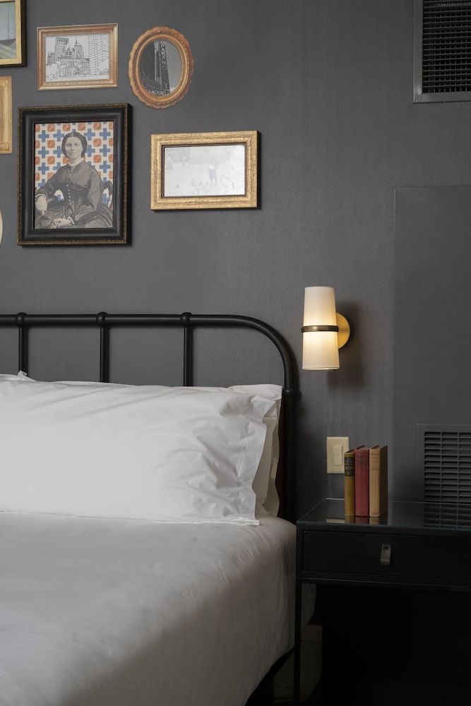 Copley Square Hotel, a FOUND Hotel Copley Queen 3