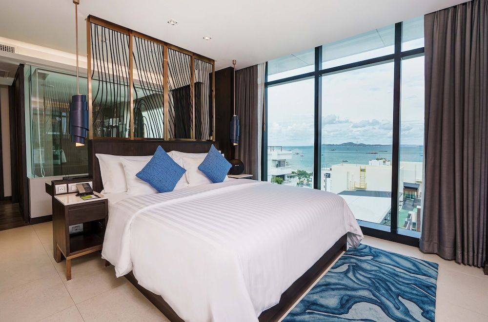 Ocean Junior Suite