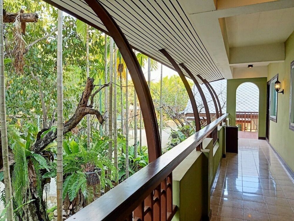 Rommai Greenpark Lampang Standard Twin Room 11