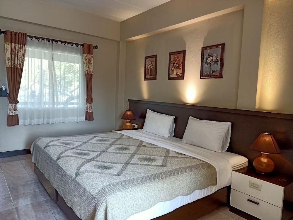 Rommai Greenpark Lampang Standard Double Room 7