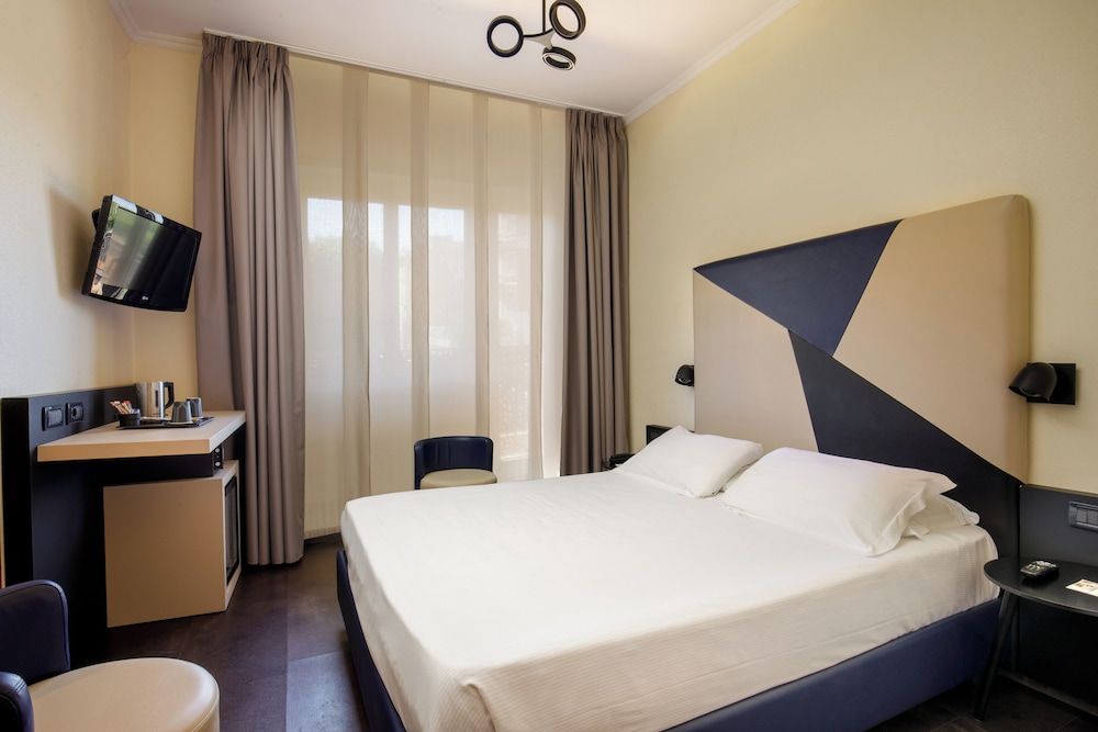 Best Western Globus Hotel Economy Room, 1 Double Bed 2