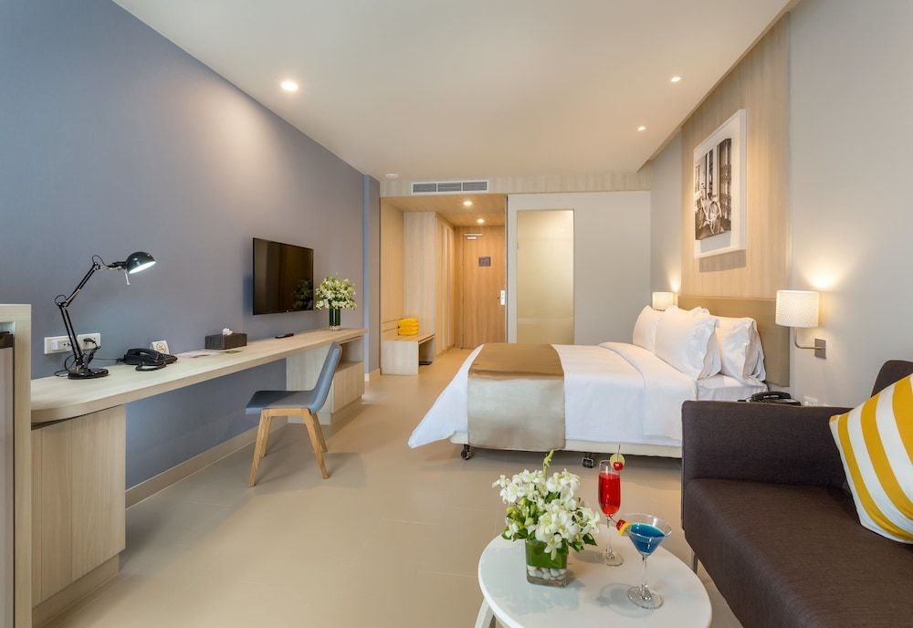 X10 Khaolak Deluxe Triple Room (Family Wing) 3